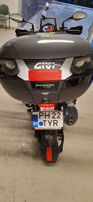 Benelli TRK 502X
