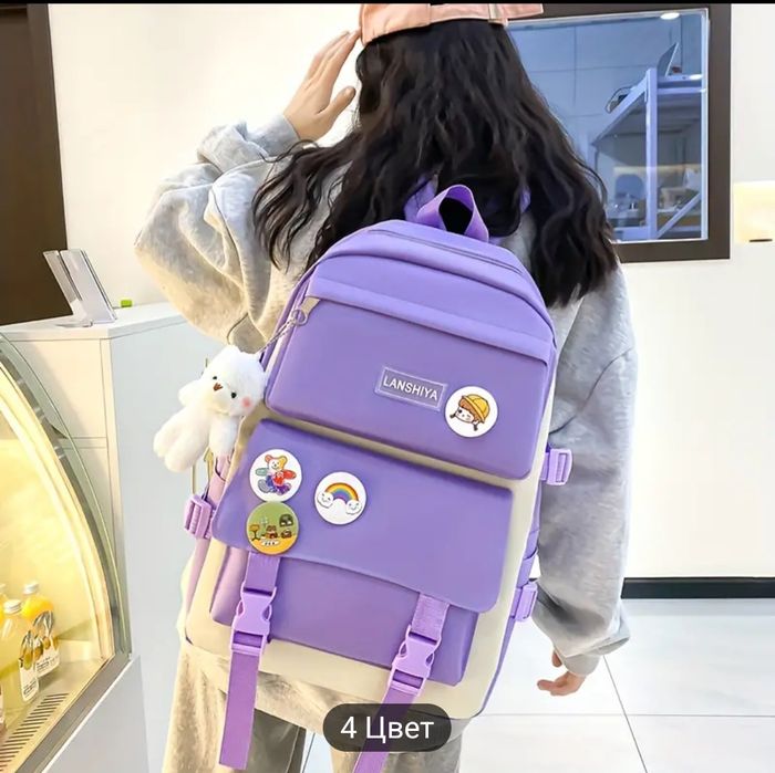 Продаю новый школьный рюкзак для девочек.