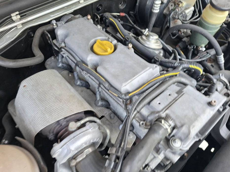 Opel Frontera 2.2