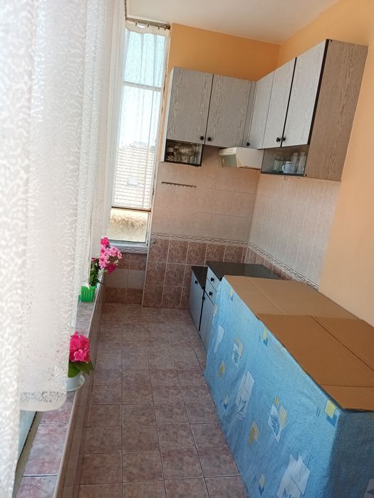 Продава се Четиристаен апартамент в Плевен, Идеален център - 120 кв.м за 1084 €/кв.м - Снимка #12