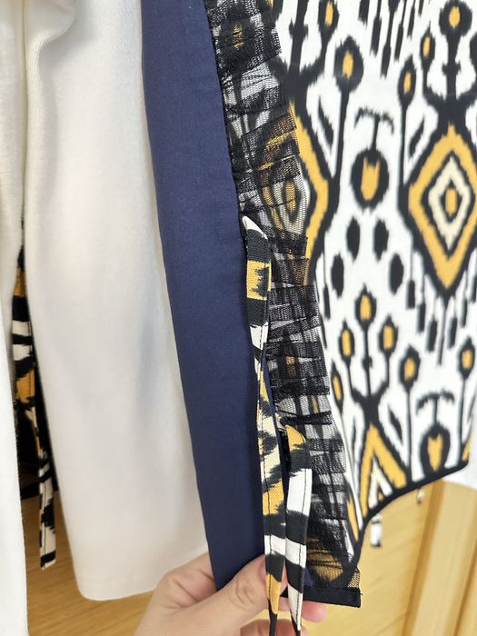 Жилет необычного дизайна