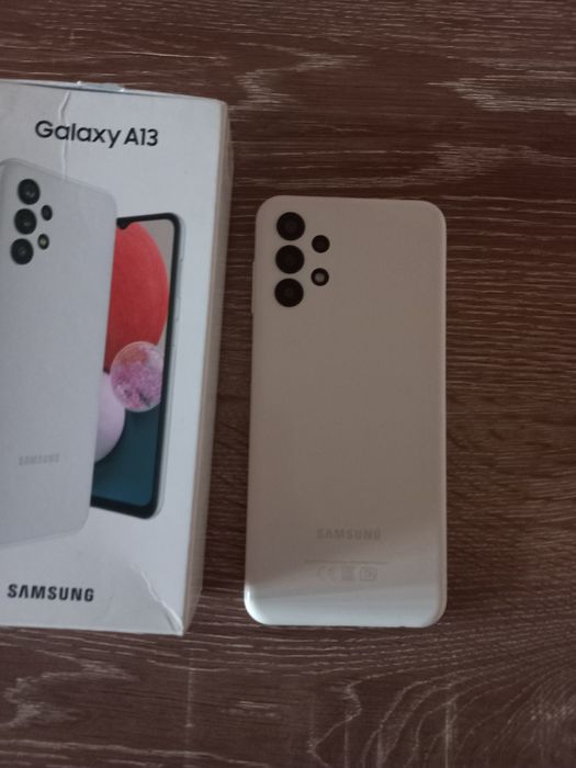 Продам Самсунг а13 на 128гб
