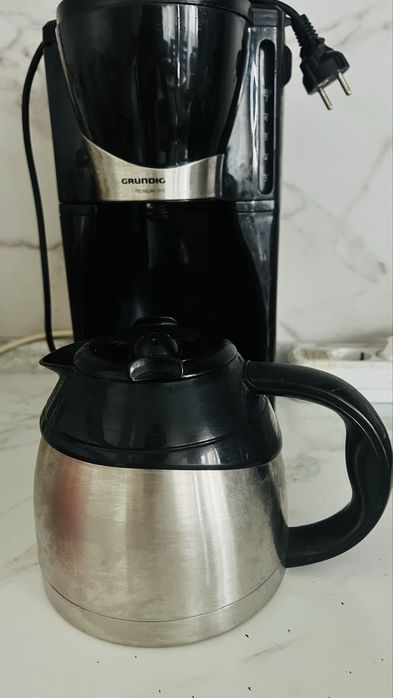 Продам кофеварку