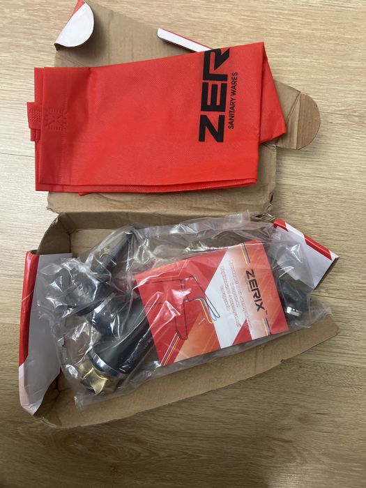 Смеситель кран.