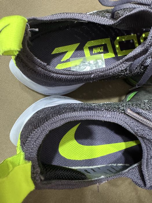 Nike Air Zoom Tempo