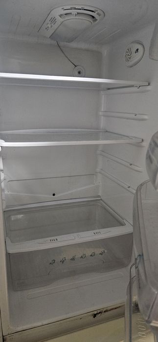 Холодильник Samsung