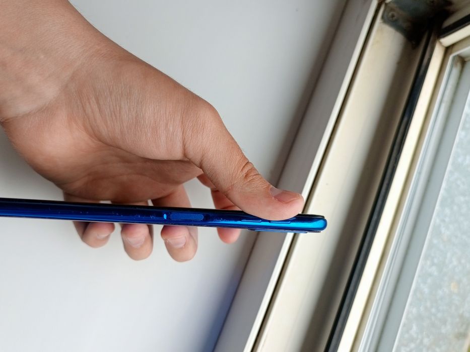 Samsung Galaxy A7 2018 Срочно/Торг