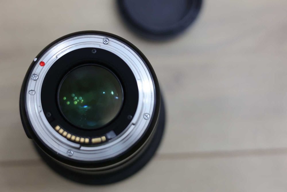 Sigma 24mm f/1.4 DG HSM Art (Montură Canon EF) - Perfect funcțional