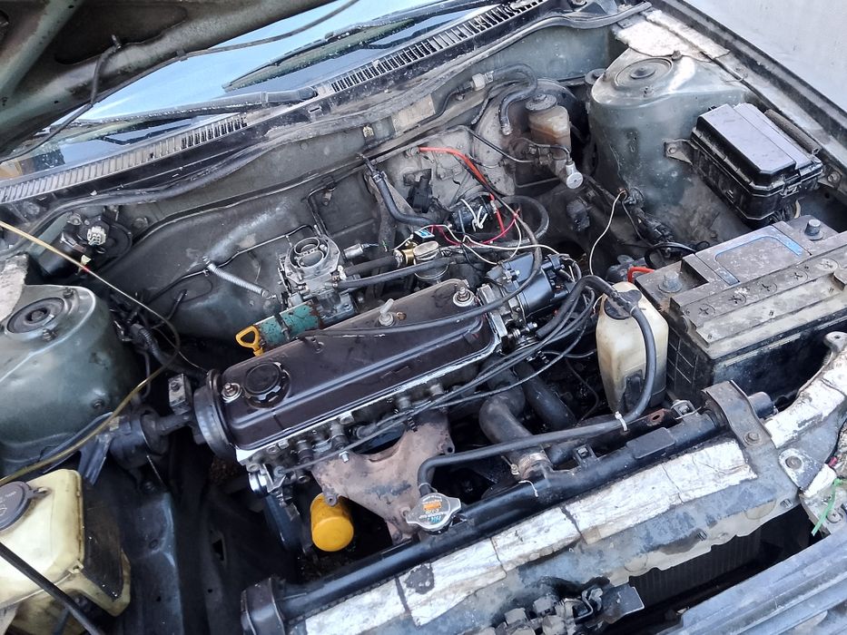 Продам Тойоту короллу