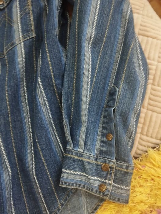 Рубаха джинсовая