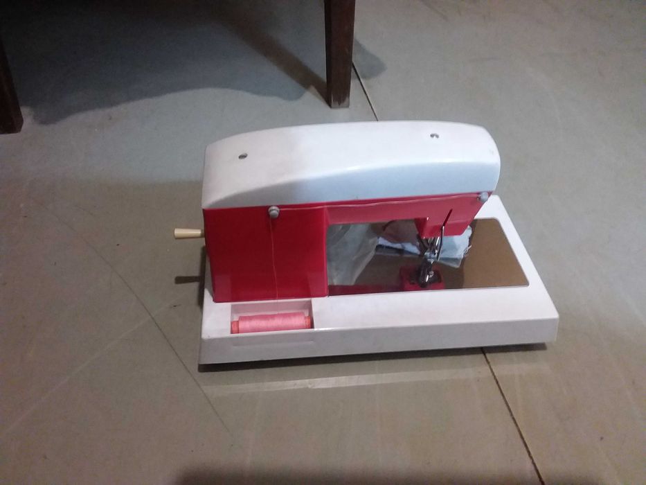 Швейная машина немецкая PIKO