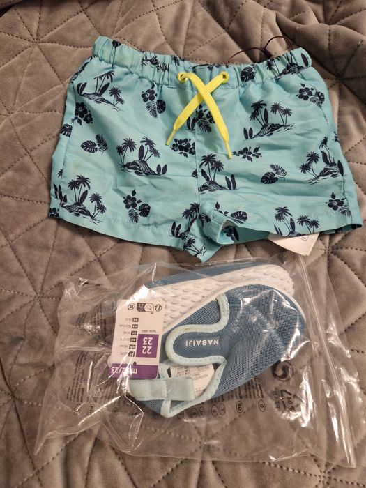 Бебешки обувки за плаж Декатлон. Бански панталонки Sergent Major