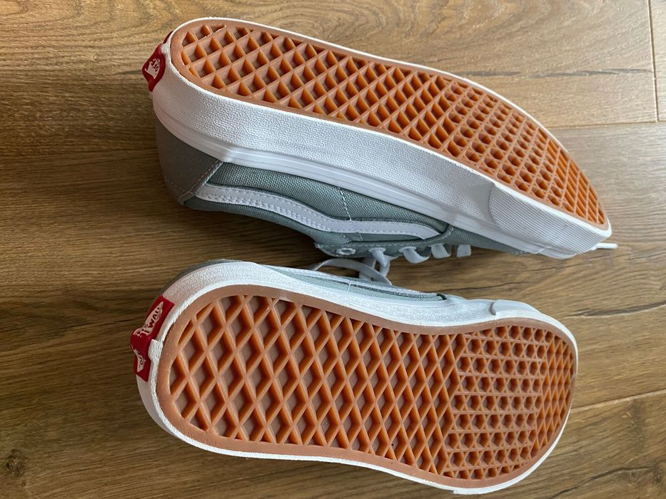 Дамски кецове Vans