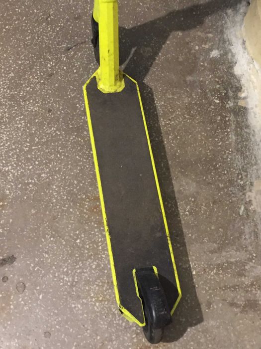 Trotineta Oxelo (France) One, pliabila, ca noua, de copii