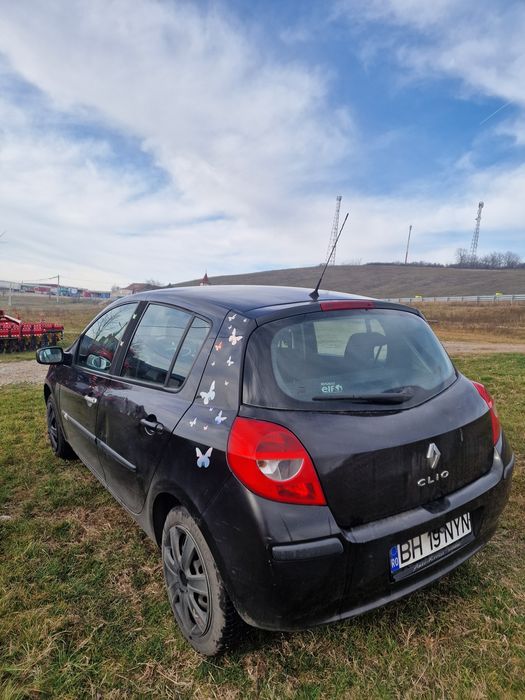 Vand Renault Clio 1.2 benzină