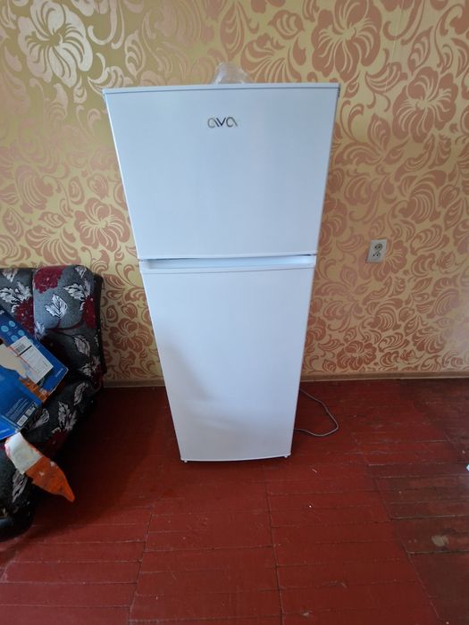 Холодильник продам