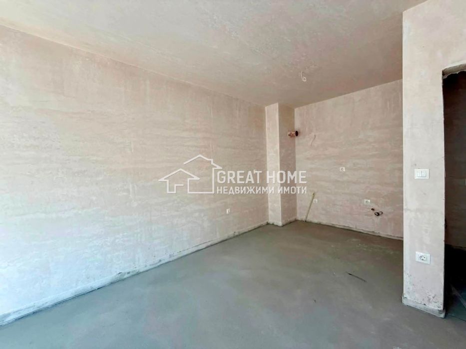 Продава се Двустаен апартамент в Търговище, Център - 68 кв.м за 1398 €/кв.м - Снимка #1