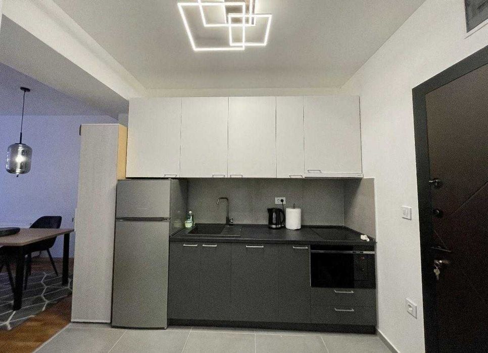 Дава се под наем Едностаен апартамент в Пловдив, Център - 45 кв.м за 183.6 € - Снимка #3