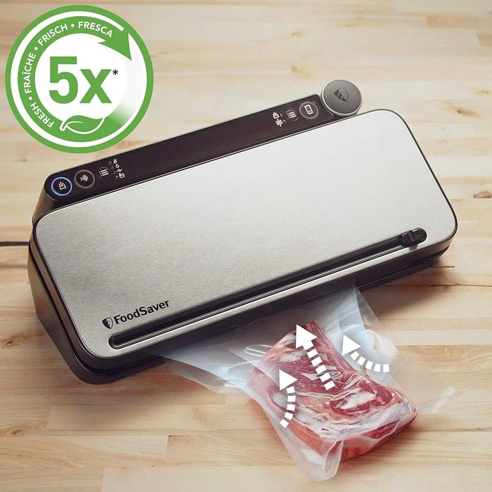 Вакуумна машина FoodSaver (VS3190X)