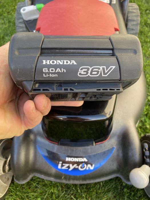Masina de tuns gazon electrica Honda