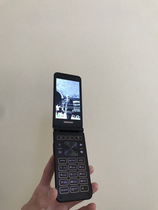 Samsung Galaxy Folder 2