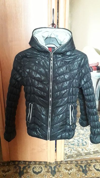 Жеңіл жука курткалар сатылады