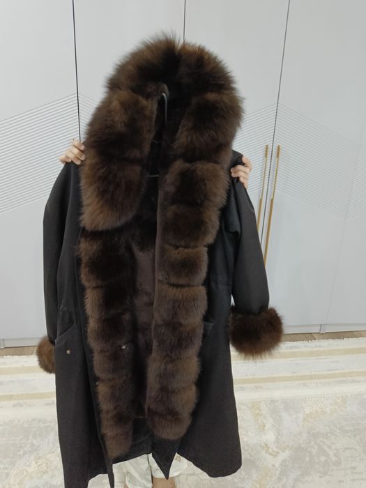 Продам парку 50-52размер