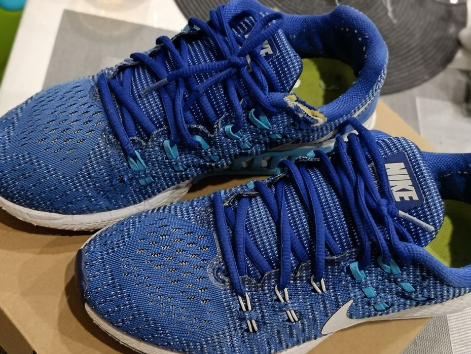 Два чифта маратонки за 20 евро + бонус