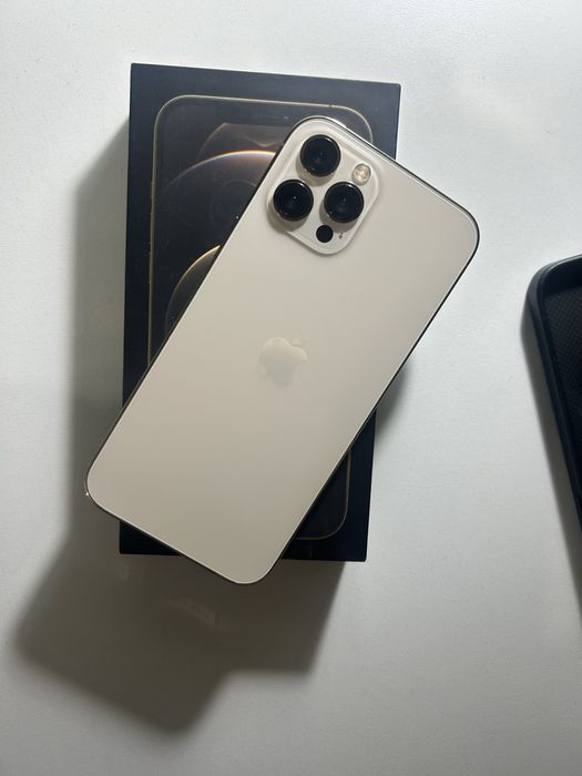 Айфон 12 про макс