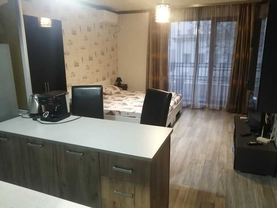 Дава се под наем Двустаен апартамент в Бургас, Възраждане - 43 кв.м за 408 € - Снимка #5