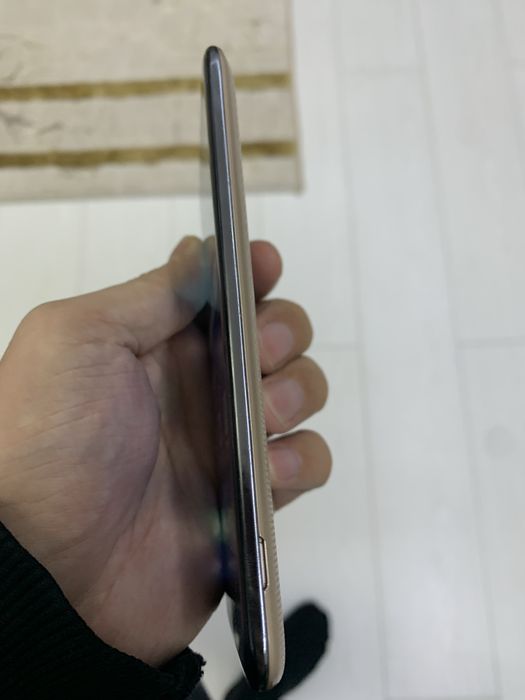 Срочно продается телефон  Lg K10