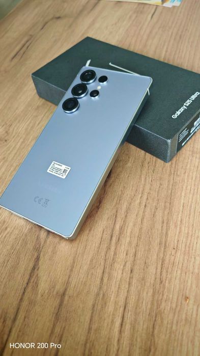 Samsung Galaxy S25 Ultra 512 GB в Гаранция