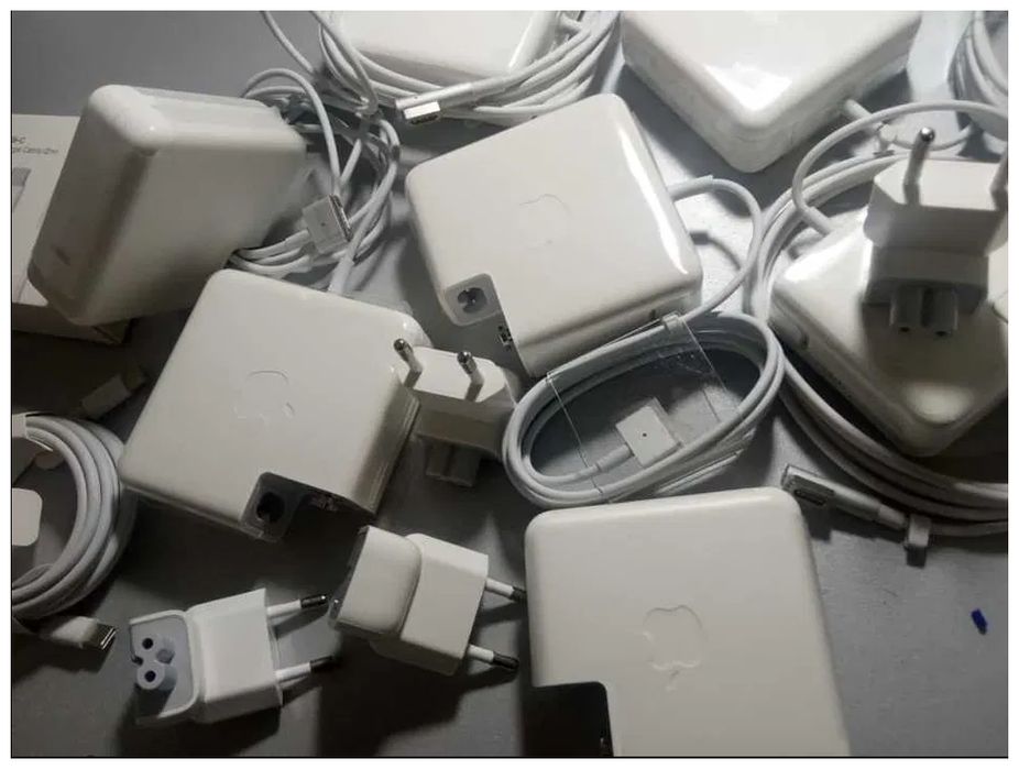 на MacBook под 45W - зарядка, блок питания на макбук