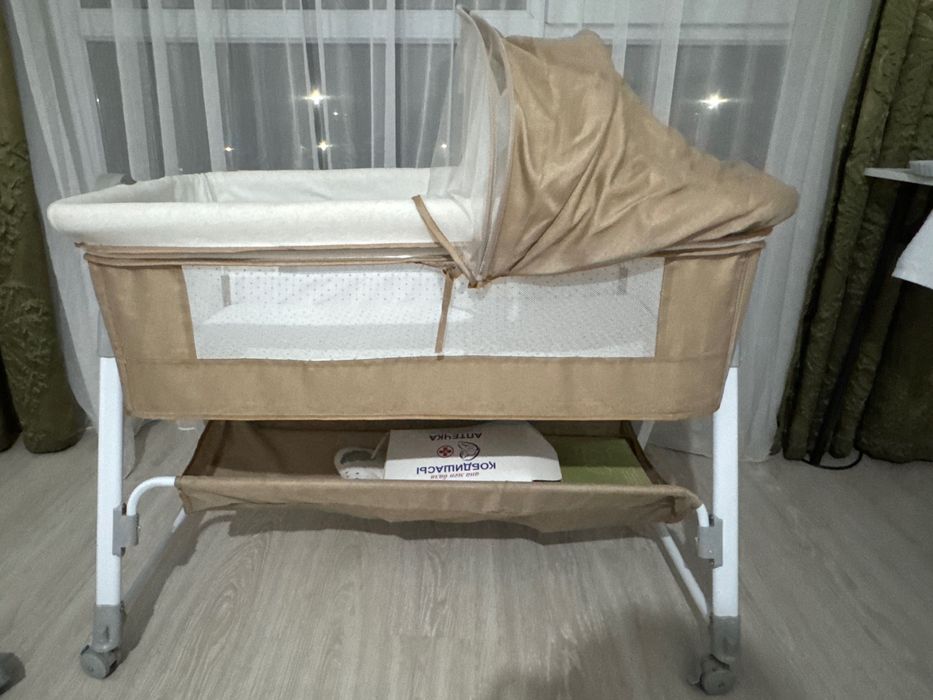 Манеж детский, почти новый!