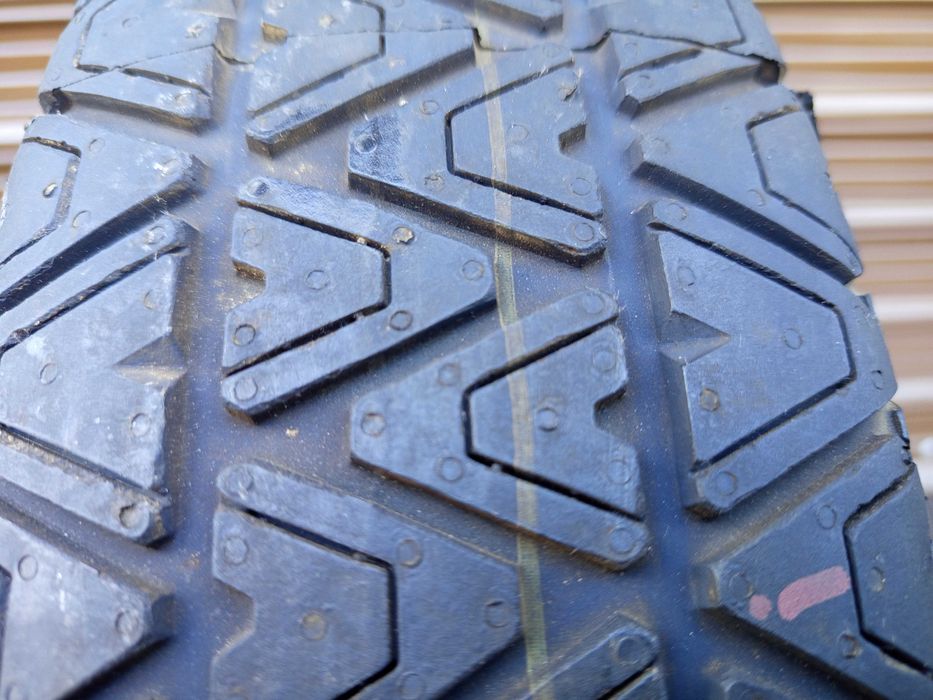 резервна гума патерица Нисан Рено Дачия Дъстър 16 цола, крик, кука