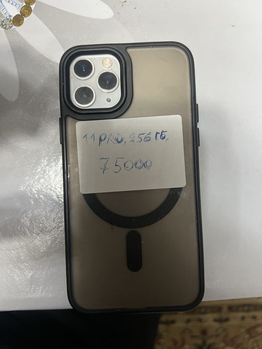 Продам 11 про 256 гб