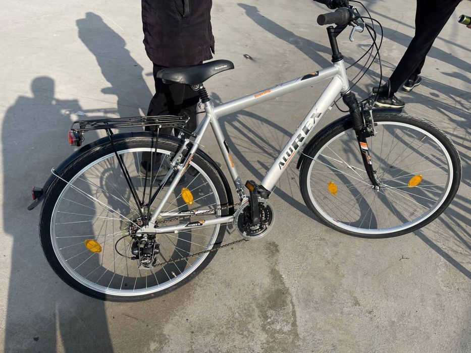 Germaniskiy alyumin rama velik sotiladi.