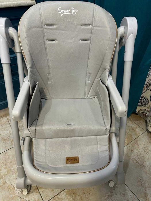 Продам стульчик-шезлонг