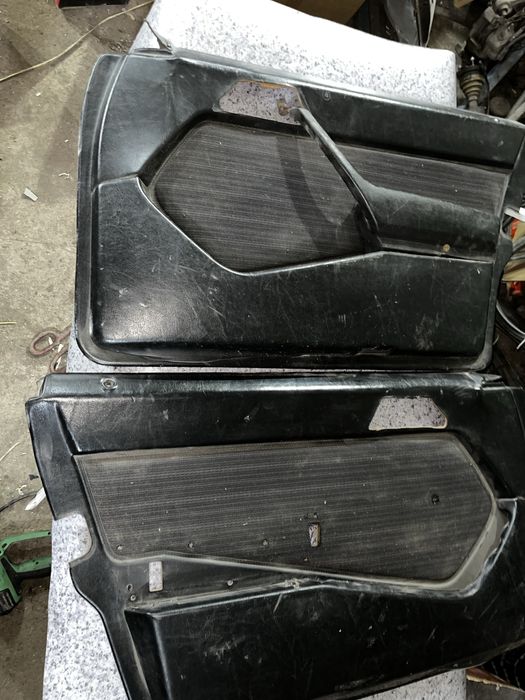 Дверные карты мерседес w124