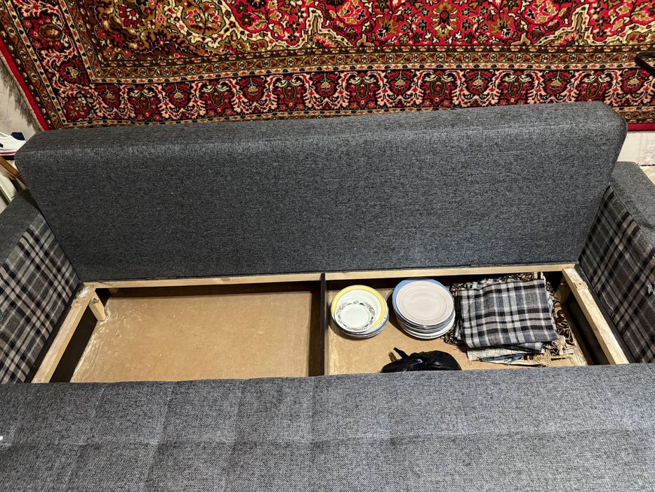 Расскладной диван-кровать