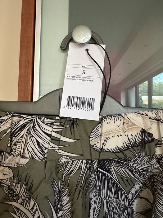 Чисто нова пола Мотови (Motivi), итал. размер s