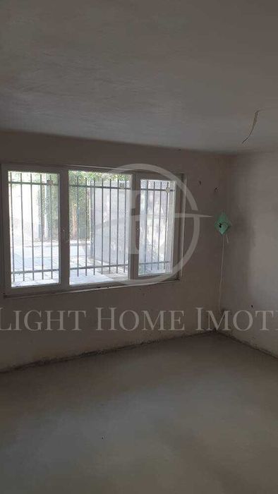 Продава се Тристаен апартамент в Пловдив, Каменица 2 - 61 кв.м за 2208 €/кв.м - Снимка #1