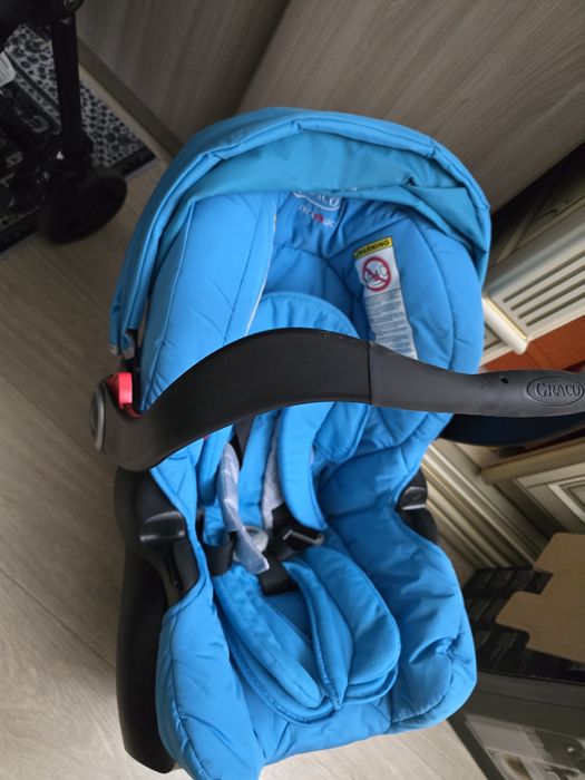 Автолюлька Graco SnugRide (автокресло)