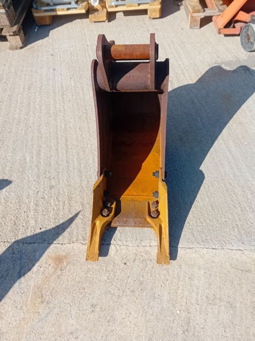 Cupa noua 30 cm miniexcavator 3 si 4  tone