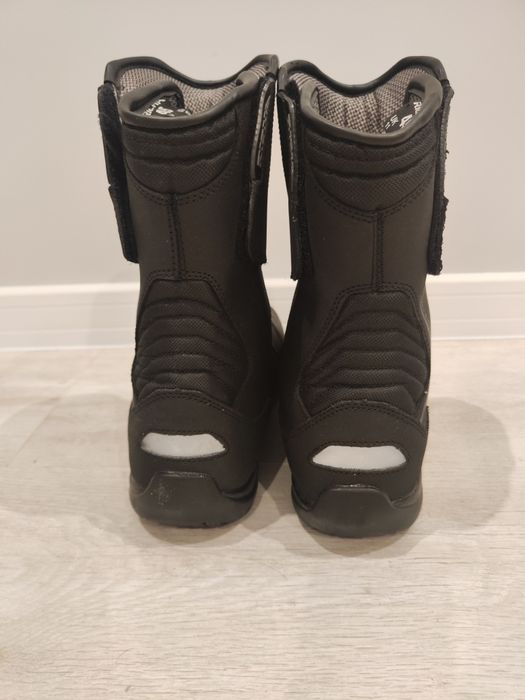 Ботуши RICHA waterproof 45 номер