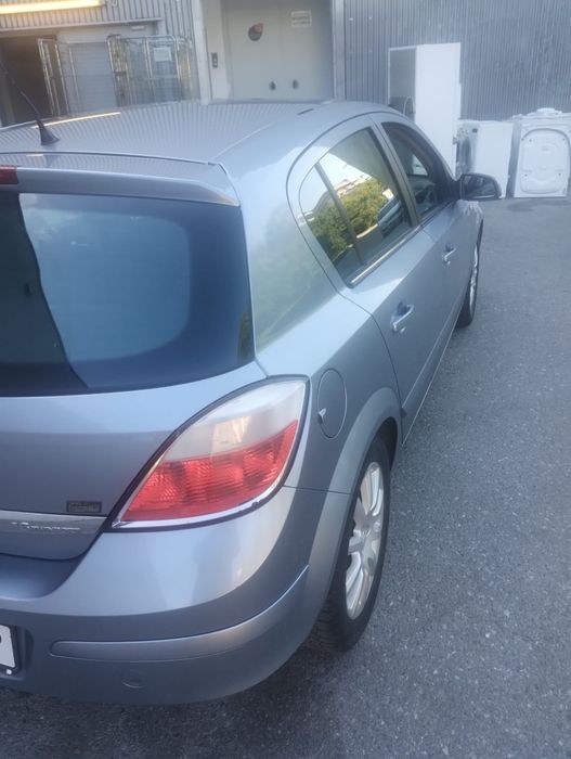 Vand mașină Opel Astra H