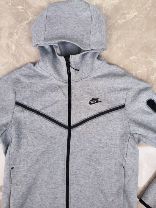 Nike Tech Fleece размер M