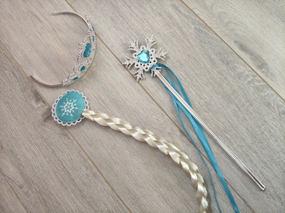 Rochie Elsa + accesorii