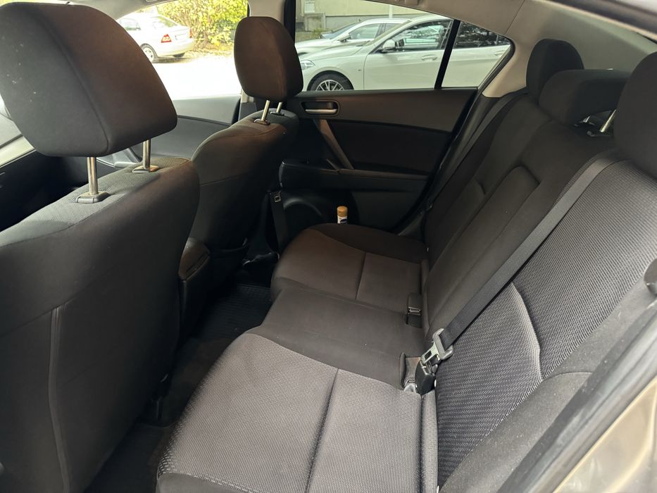 Vand Mazda 3, 1.6 MZR, gri, 186.000km