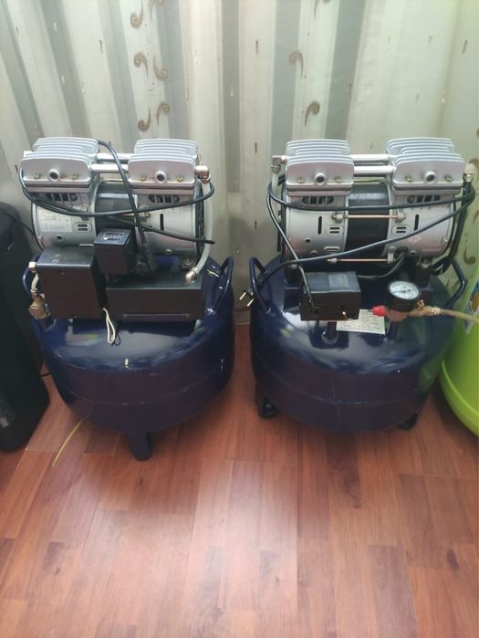 Компрессор стоматологический в наличии 2шт